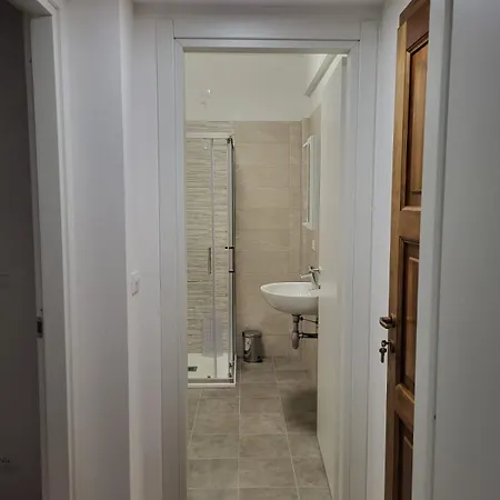 P R A T O E O N D E 3*