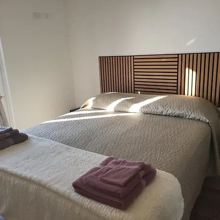 P R A T O E O N D E Guest house