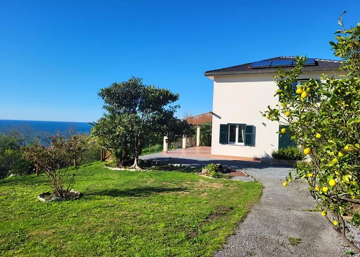 P R A T O E O N D E 3* Cogoleto